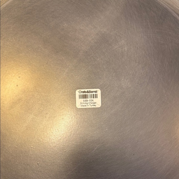 Crate & Barrel Shindig Charger - Picture 5 of 7